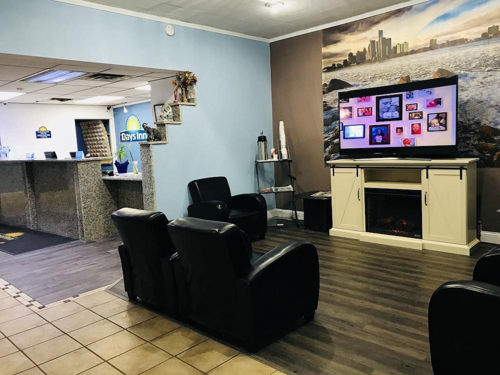 Days Inn By Wyndham Livonia Canton Detroit מראה חיצוני תמונה