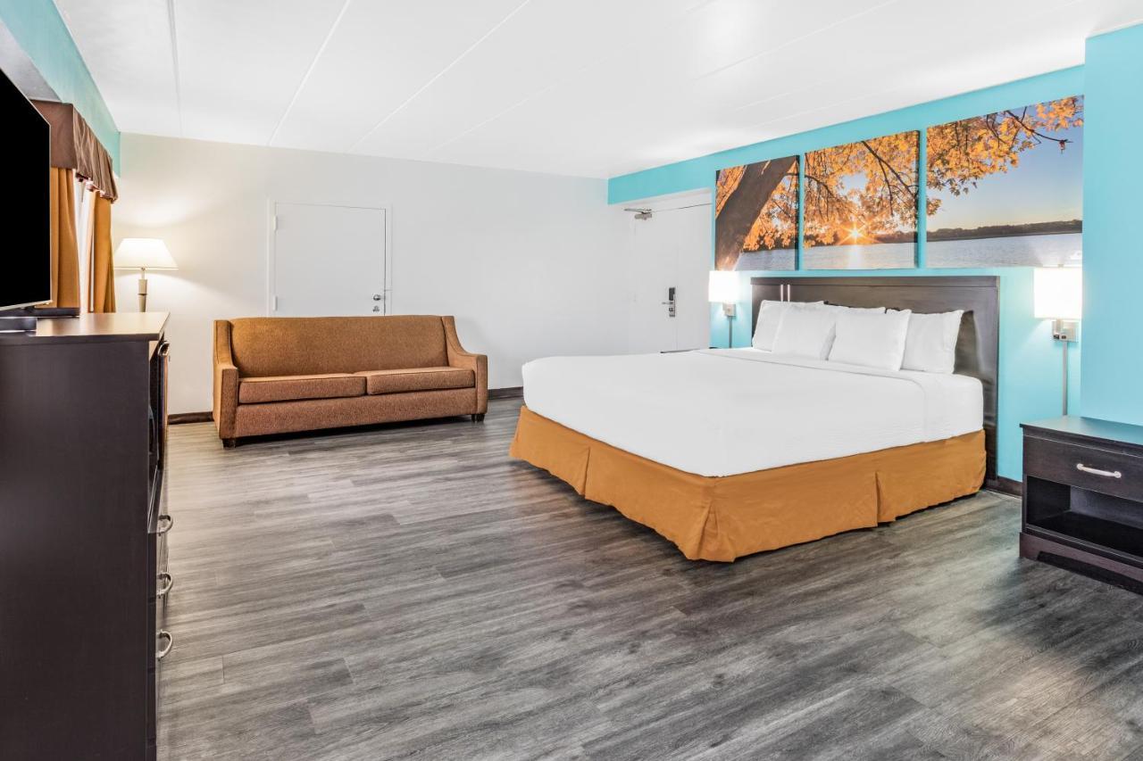 Days Inn By Wyndham Livonia Canton Detroit חדר תמונה